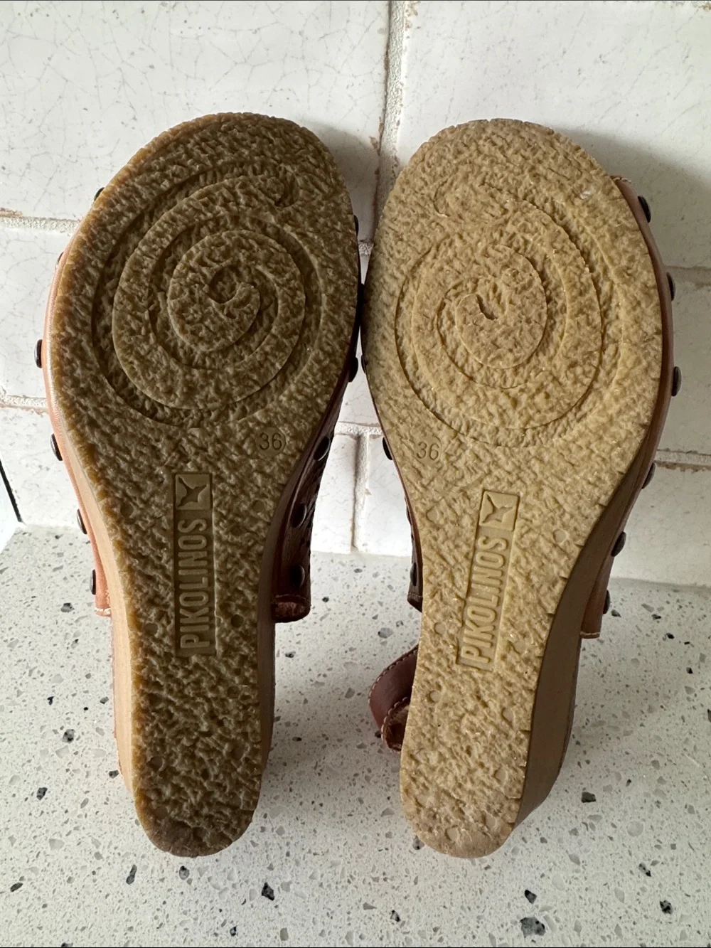 PIKOLINOS Brown Perforated Leather Wedge Sandals Boho Casual Comfortable Size 36